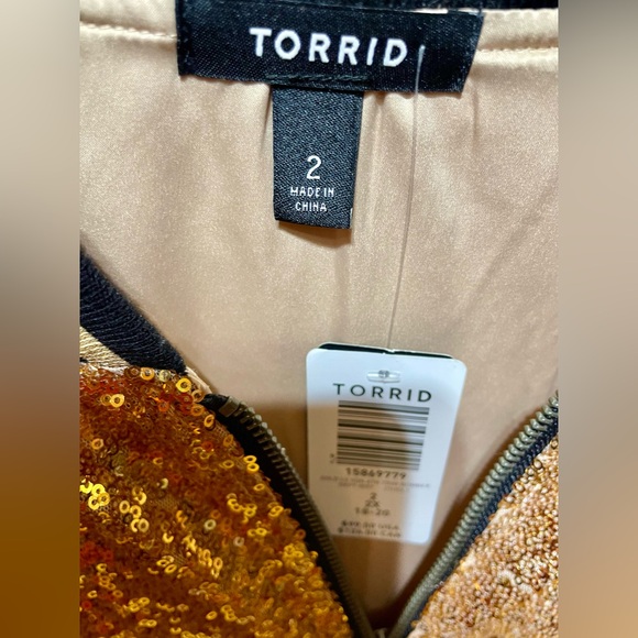 NWT NEW TORRID 2X 18-20 Gold Sequinned Jacket - Picture 5 of 7